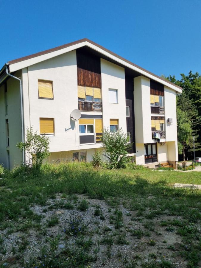 Apartment Yoya Plitvička Jezera Exterior foto